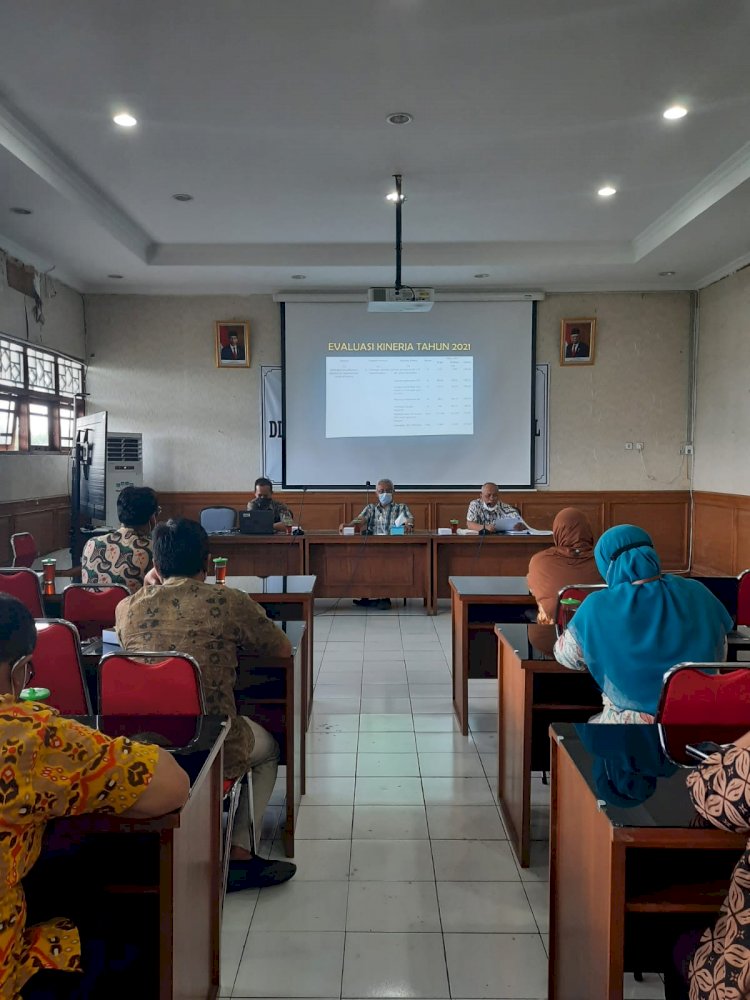 Rakor kegiatan tahun 2022 dan evaluasi kegiatan tahun 2021 serta sosialisasi aplikasi SMARD berbasis Website.
