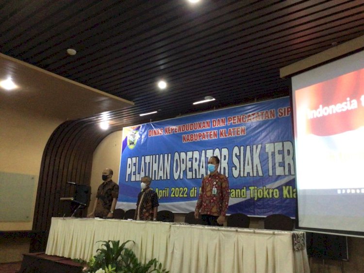 Pelatihan Operator SIAK Terpusat bagi  Operator Dinas Dukcapil dan Operator Kecamatan se-Kabupaten Klaten.