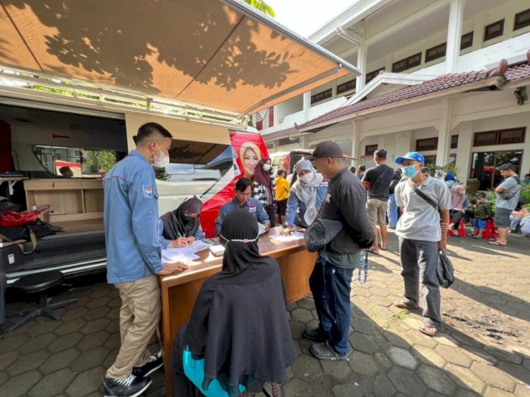 Pelayanan Adminduk Dinas Dukcapil Klaten di acara CarFreeDay bahagiakan masyarakat.