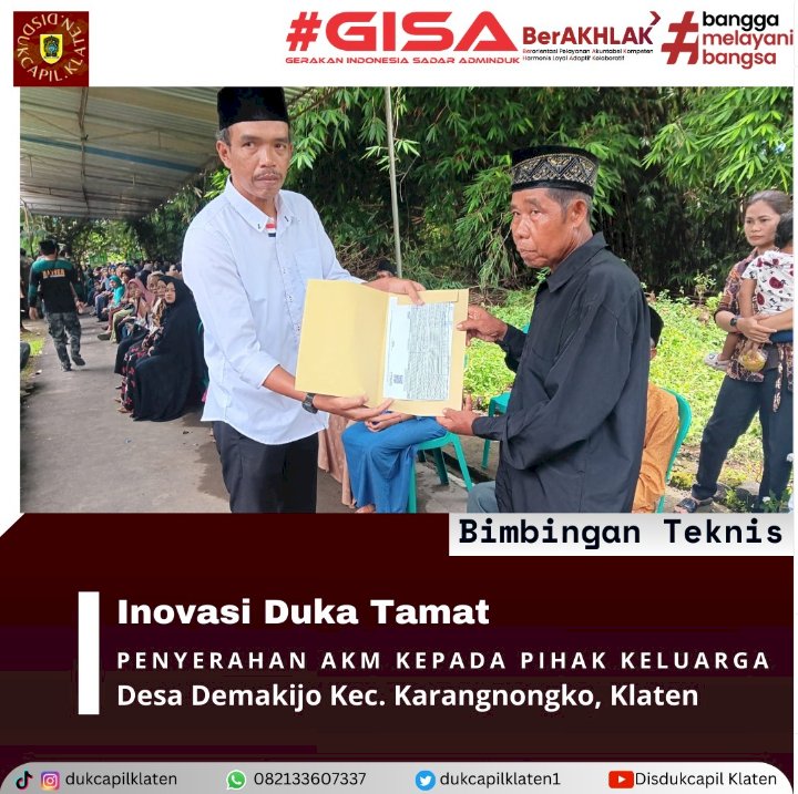 INOVASI DUKA TAMAT Penyerahan Akta Kematian di Desa Demakijo.