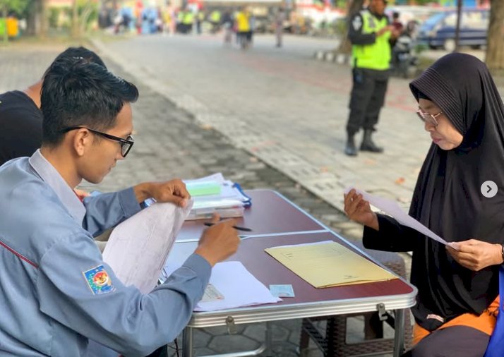 Giat pelayanan pengurusan dokumen Adminduk Dinas Dukcapil Klaten di CFD.