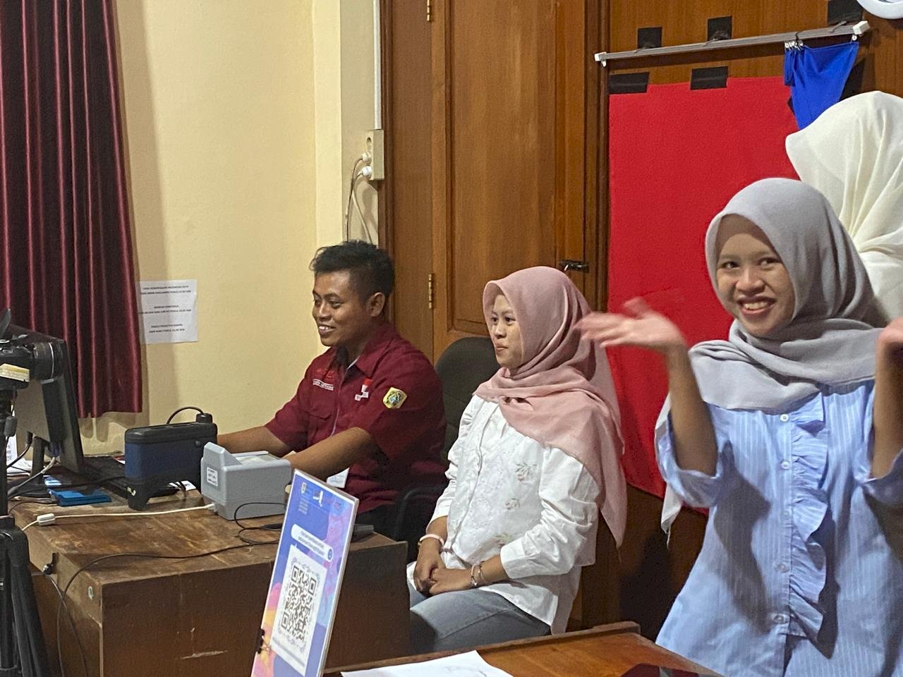 Dukcapil Klaten Melayani dengan Sepenuh Hati