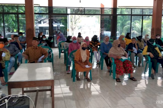 DISDUKCAPIL KLATEN---Inovasi Pelaut Bala Perekaman E-KTP Massal di Desa Kecamatan Kemalang. 
