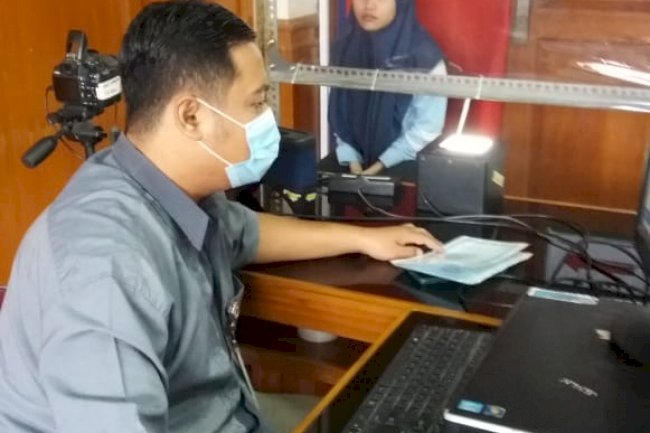 Disdukcapil Klaten, Minggu 06 Desember 2020 tetap buka melayani perekaman dan pencetakan E-KTP di Dinas Dukcapil Klaten.