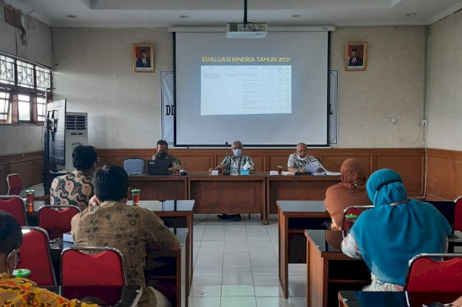 Rakor kegiatan tahun 2022 dan evaluasi kegiatan tahun 2021 serta sosialisasi aplikasi SMARD berbasis Website.