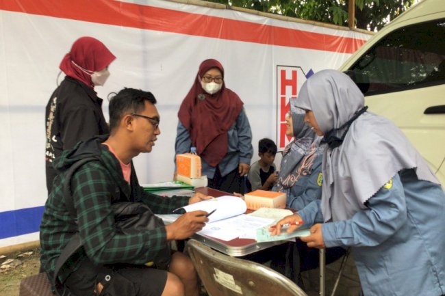 Pelayanan Adminduk Dinas Dukcapil Klaten di acara CarFreeDay bahagiakan masyarakat.