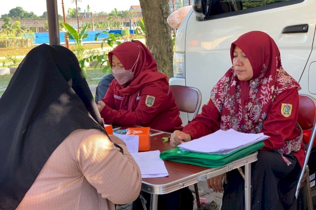 Pelayanan Adminduk Dinas Dukcapil Klaten di acara CarFreeDay bahagiakan masyarakat.