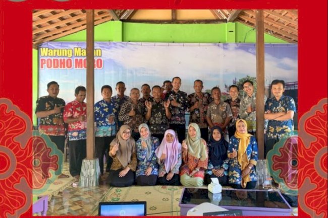 Bimbingan Teknis Identitas Kependudukan Digital (IKD) Dinas Kependudukan dan Pencatatan Sipil Kabupaten Klaten bersama Operator Sakura Se-Kecamatan Trucuk.