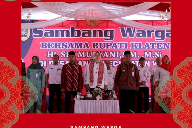 Dinas Dukcapil Klaten memberikan pelayanan membahagiakan pada acara sambang warga Desa Canan Kecamatan Wedi.