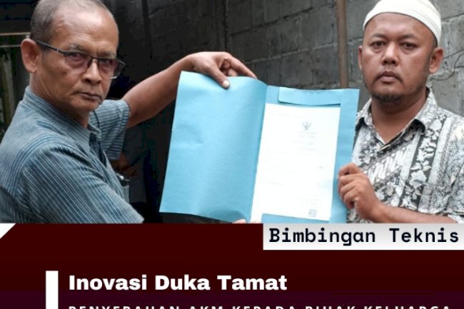 INOVASI DUKA TAMAT Penyerahan Akta Kematian di Desa Mranggisari Kecamatan Manisrenggo.