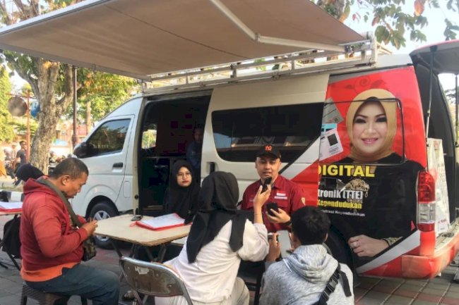 Giat pelayanan pengurusan dokumen Adminduk Dinas Dukcapil Klaten di CFD.