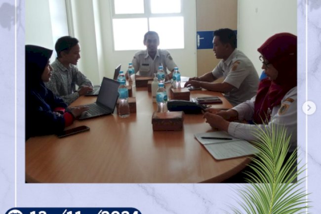 Disdukcapil Kabupaten Klaten laksanakan bimbingan teknis tentang penggunaan layanan SAKURA di RS PKU Prambanan.