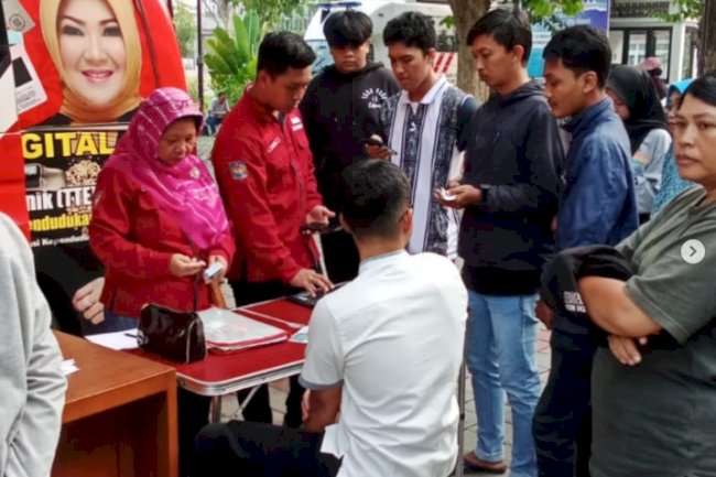 Giat pelayanan pengurusan dokumen Adminduk Dinas Dukcapil Klaten di CFD.