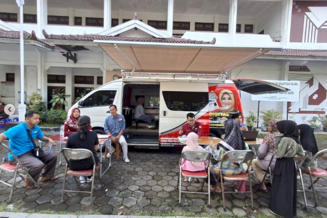 Giat pelayanan pengurusan dokumen Adminduk Dinas Dukcapil Klaten di CFD.
