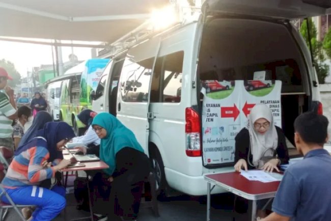 Giat pelayanan pengurusan dokumen Adminduk Dinas Dukcapil Klaten di CFD.