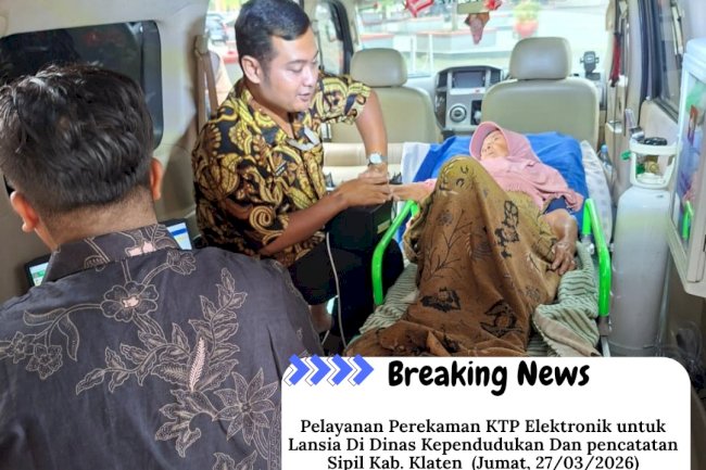 Disdukcapil Klaten memberikan pelayanan perekaman KTP-El bagi lansia 