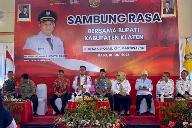 Disdukcapil Klaten melaksanakan pelayanan Administrasi Kependudukan di Sambung Rasa