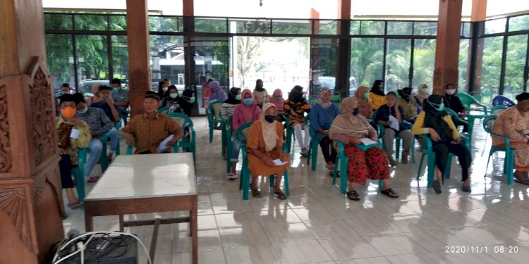 DISDUKCAPIL KLATEN---Inovasi Pelaut Bala Perekaman E-KTP Massal di Desa Kecamatan Kemalang. 
