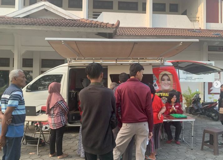 Giat pelayanan pengurusan dokumen Adminduk Dinas Dukcapil Klaten di CFD.