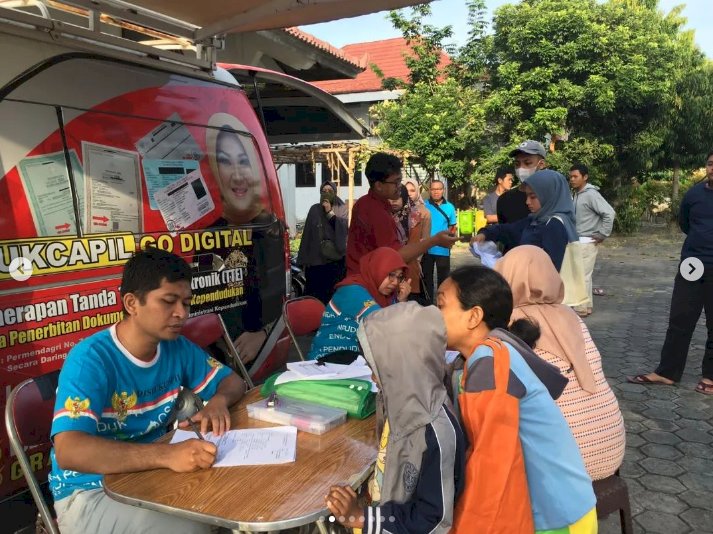 Giat pelayanan pengurusan dokumen Adminduk Dinas Dukcapil Klaten di CFD.