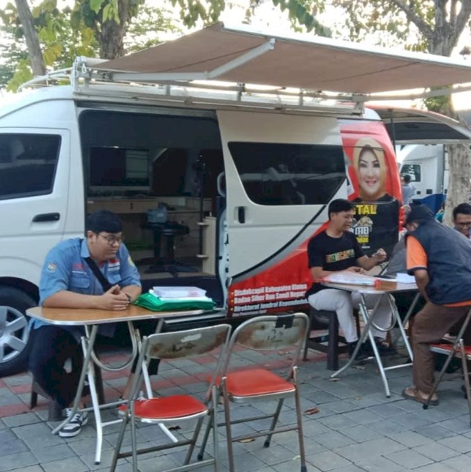 Giat pelayanan pengurusan dokumen Adminduk Dinas Dukcapil Klaten di CFD.