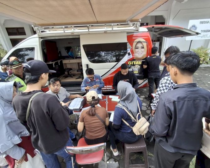 Giat pelayanan pengurusan dokumen Adminduk Dinas Dukcapil Klaten di CFD.