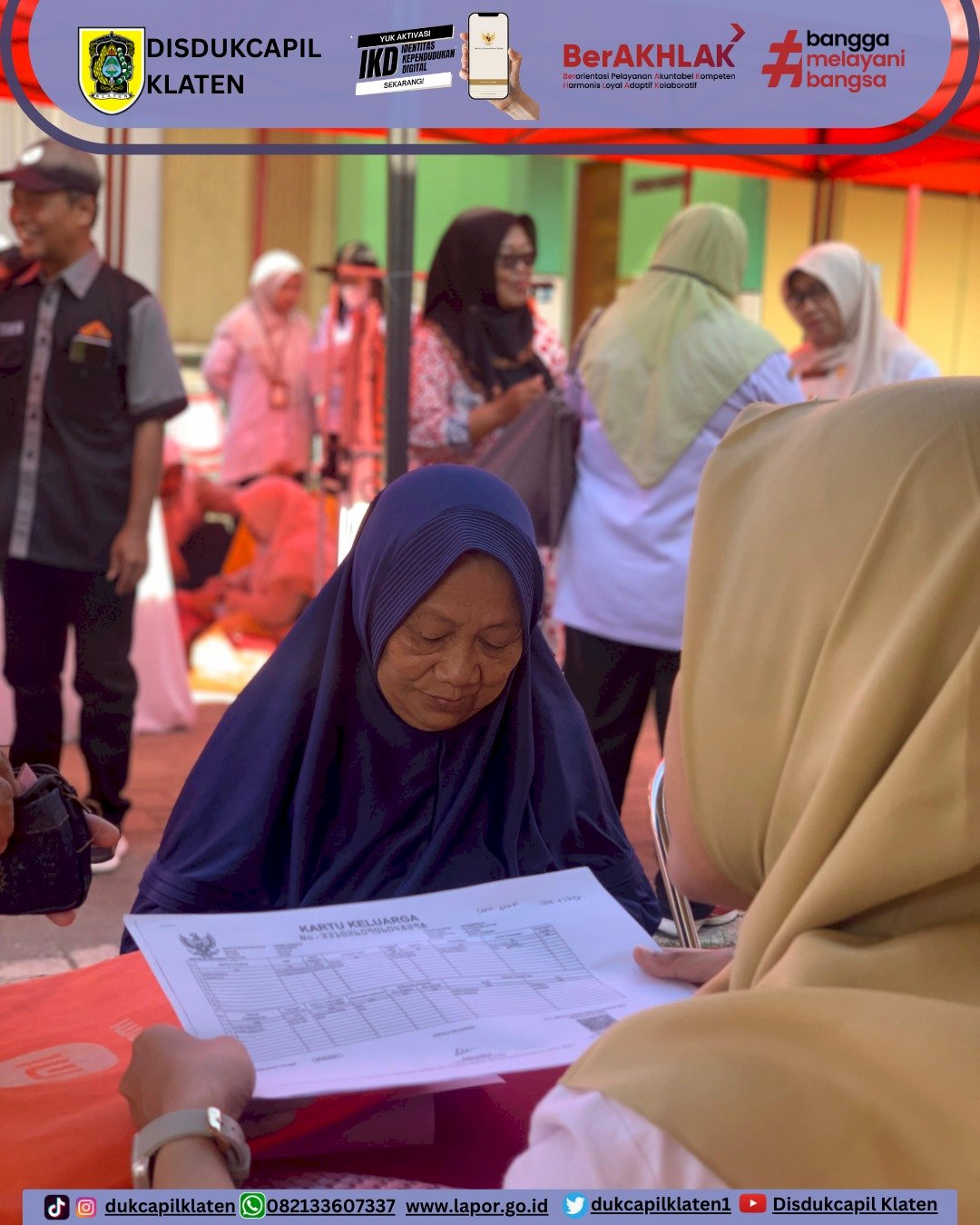 Disdukcapil Klaten hadir memberikan pelayanan adminduk pada kegiatan Sambung Rasa di Desa Sumberejo, Kec. Klaten Selatan, Klaten