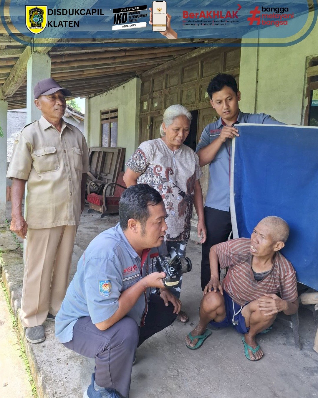 Pelayanan Jemput Bola Rekam KTP-el bagi Disabilitas dan ODGJ di Desa Meger dan Kujon, Kecamatan Ceper