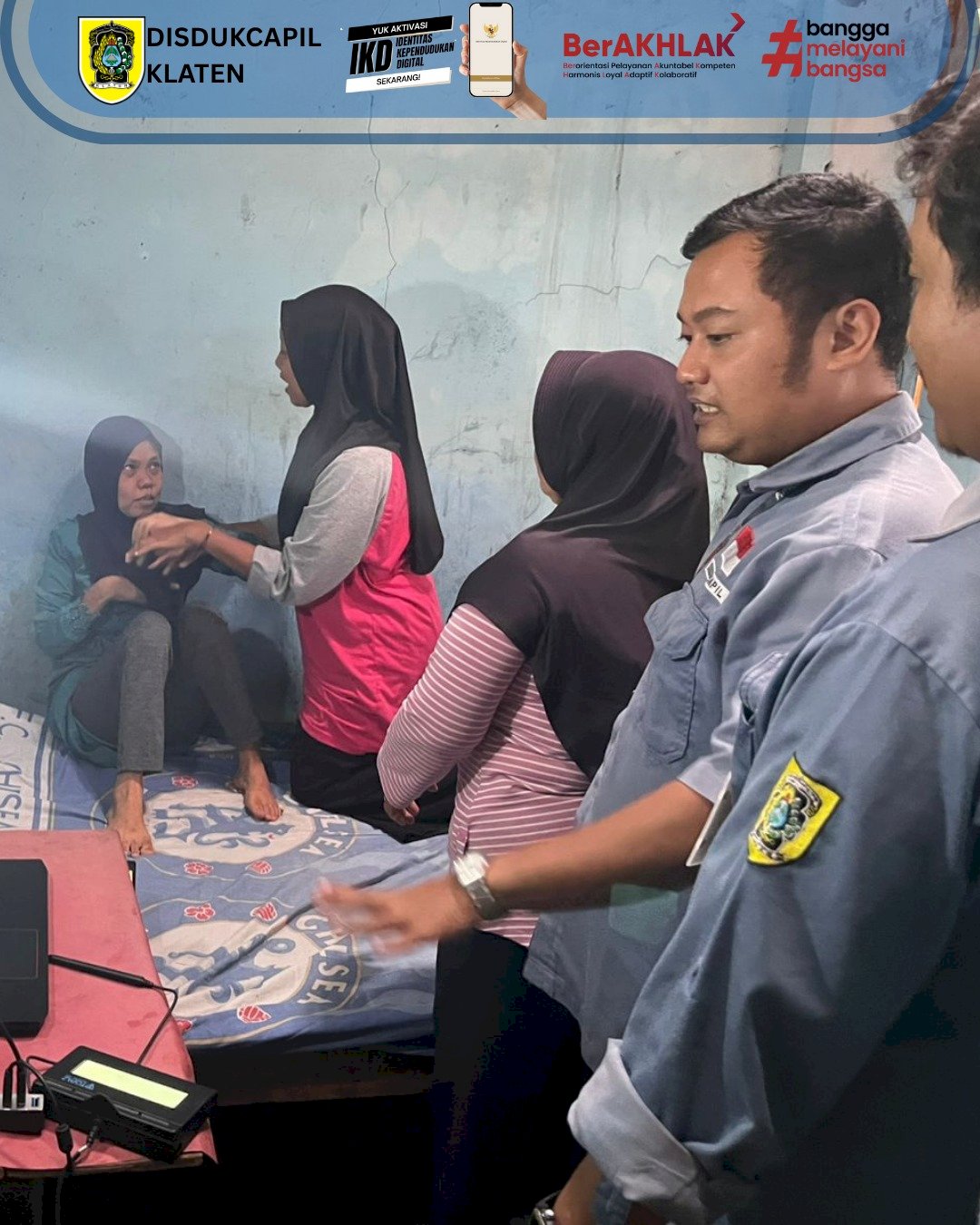 Pelayanan Jemput Bola Rekam KTP-el bagi Disabilitas dan ODGJ di Desa Meger dan Kujon, Kecamatan Ceper