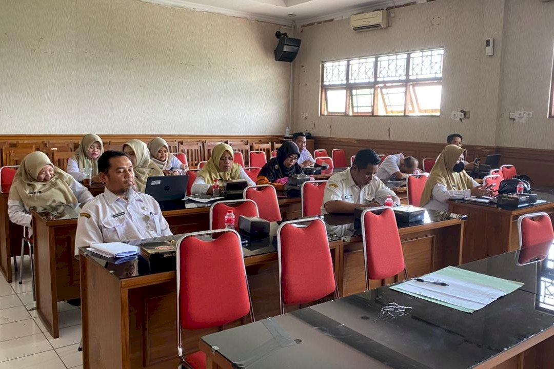 DINAS DUKCAPIL KLATEN MENGADAKAN RAPAT KOORDINASI PENYUSUNAN PROFIL PERKEMBANGAN KEPENDUDUKAN KABUPATEN KLATEN TAHUN 2025