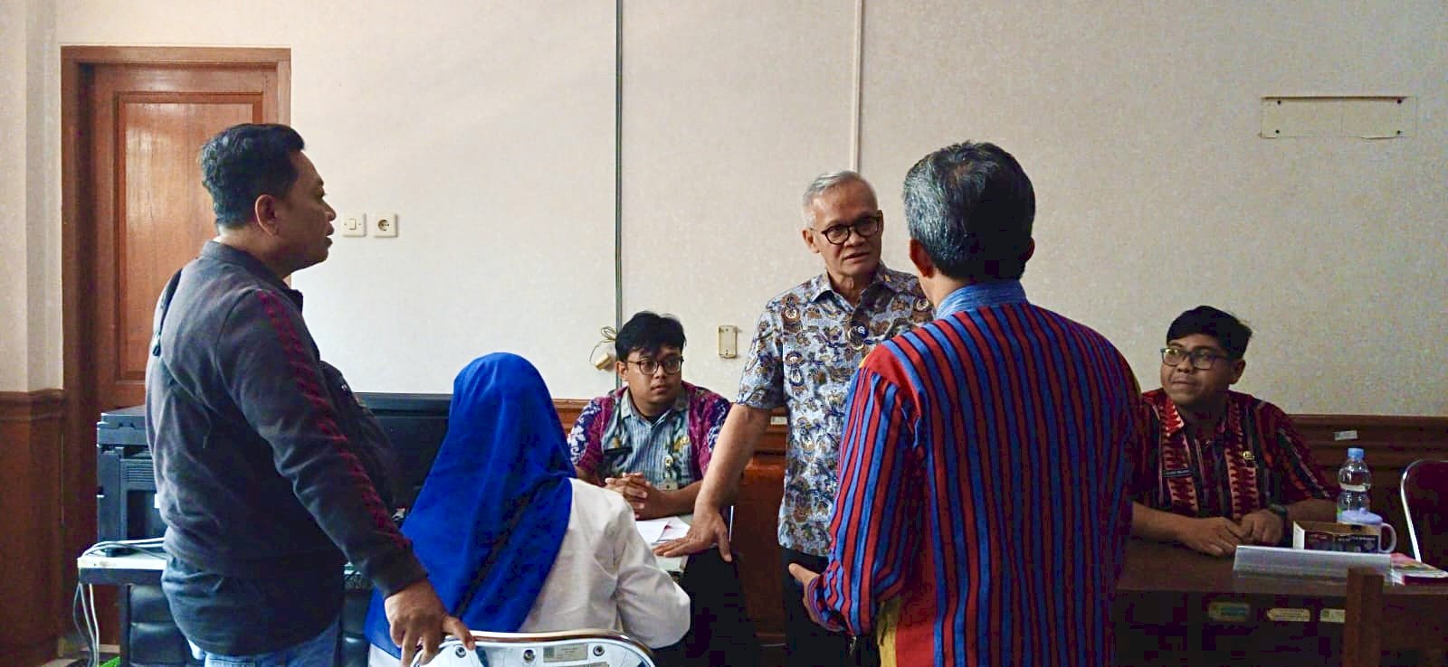 KUNJUNGAN RESES WAKIL KETUA KOMISI II DPR RI
