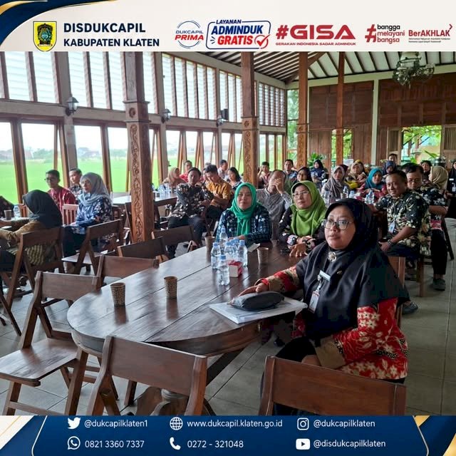 RAPAT EVALUASI DAN BIMBINGAN TEKNIS PENINGKATAN KUALITAS PELAYANAN TATAP MUKA ADMINISTRASI KEPENDUDUKAN